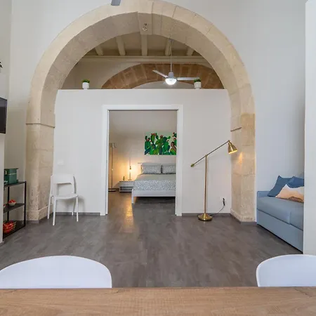 Apartamento Historic Building Modern Touches - Ortigia Syracuse