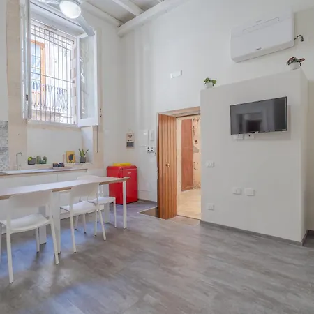 Apartamento Historic Building Modern Touches - Ortigia Syracuse