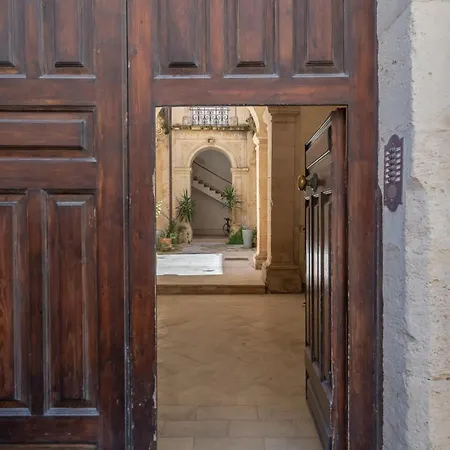Historic Building Modern Touches - Ortigia Apartamento Syracuse
